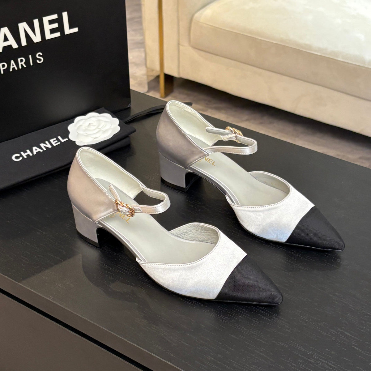 BLOCK HEEL SLINGBACKS IN SILVER MIX BLACK SILK FABRIC