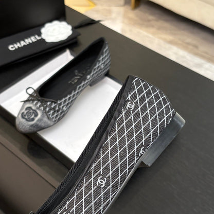 BALLET FLATS IN CHARCOAL BLACK MONOGRAM DENIM