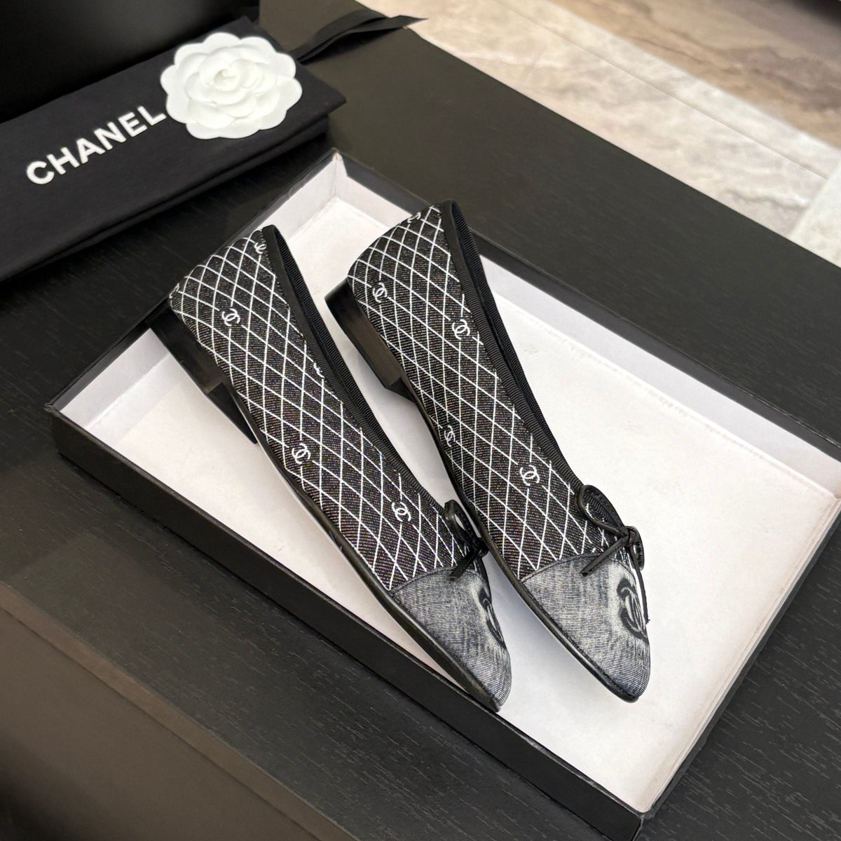 BALLET FLATS IN CHARCOAL BLACK MONOGRAM DENIM