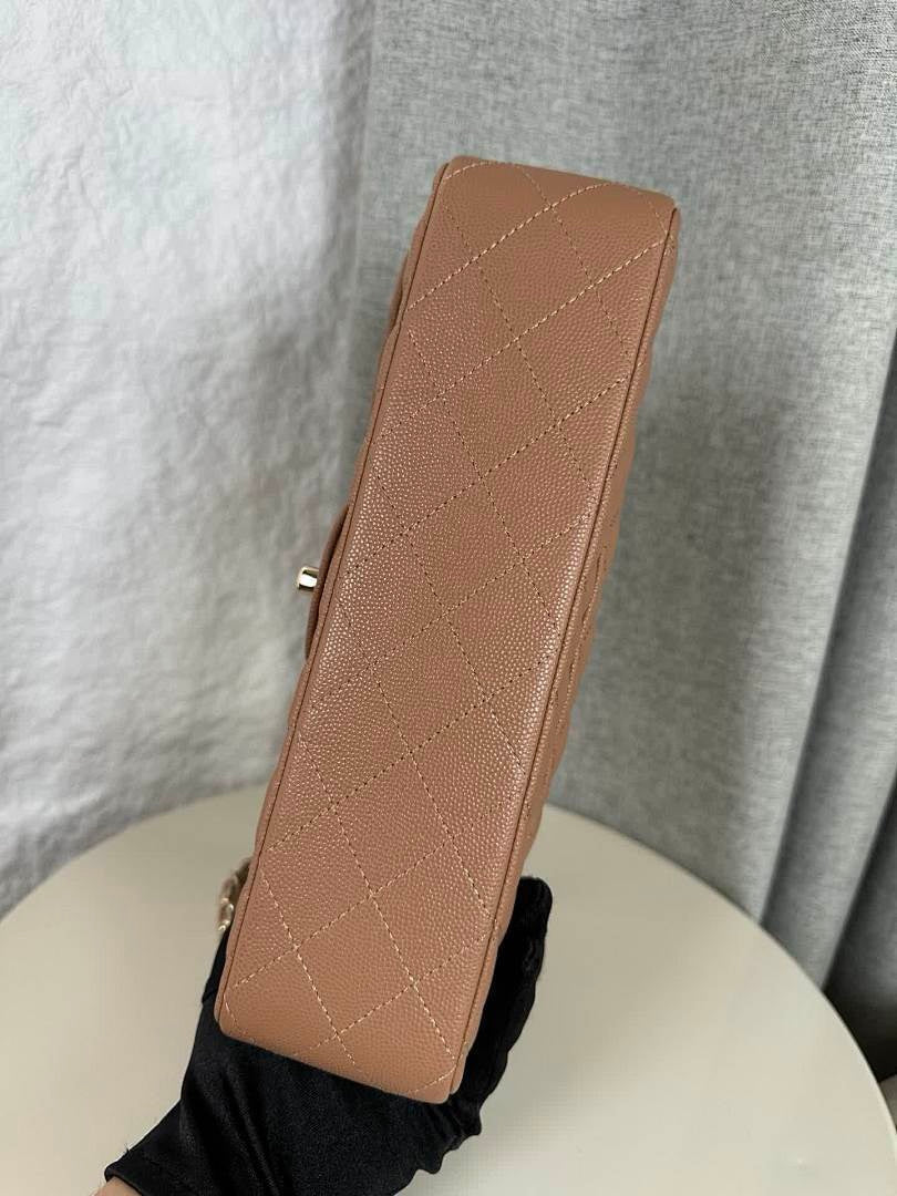 Chan Classic Flap Medium