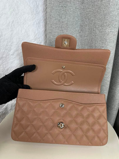 Chan Classic Flap Medium