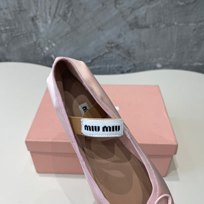 BALLET FLAT SHOES LIGHT PINK COLOR GLOSSY SHEEPSKIN