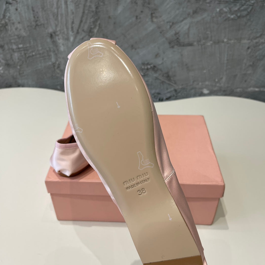 BALLET FLAT SHOES LIGHT PINK COLOR GLOSSY SHEEPSKIN