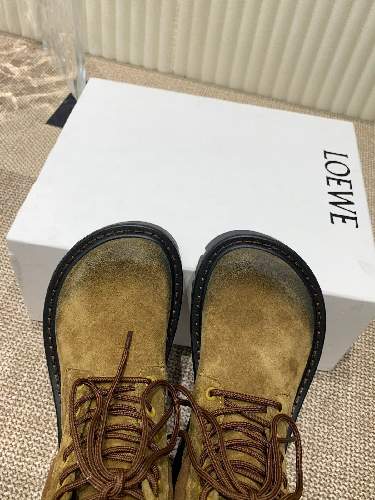 LW SIERRA COMBAT BOOT AMBER AND BLACK SUEDE