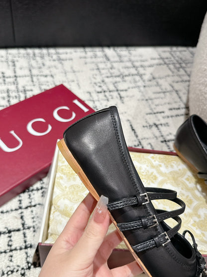 MARY JANE FLAT IN BLACK CALFSKIN