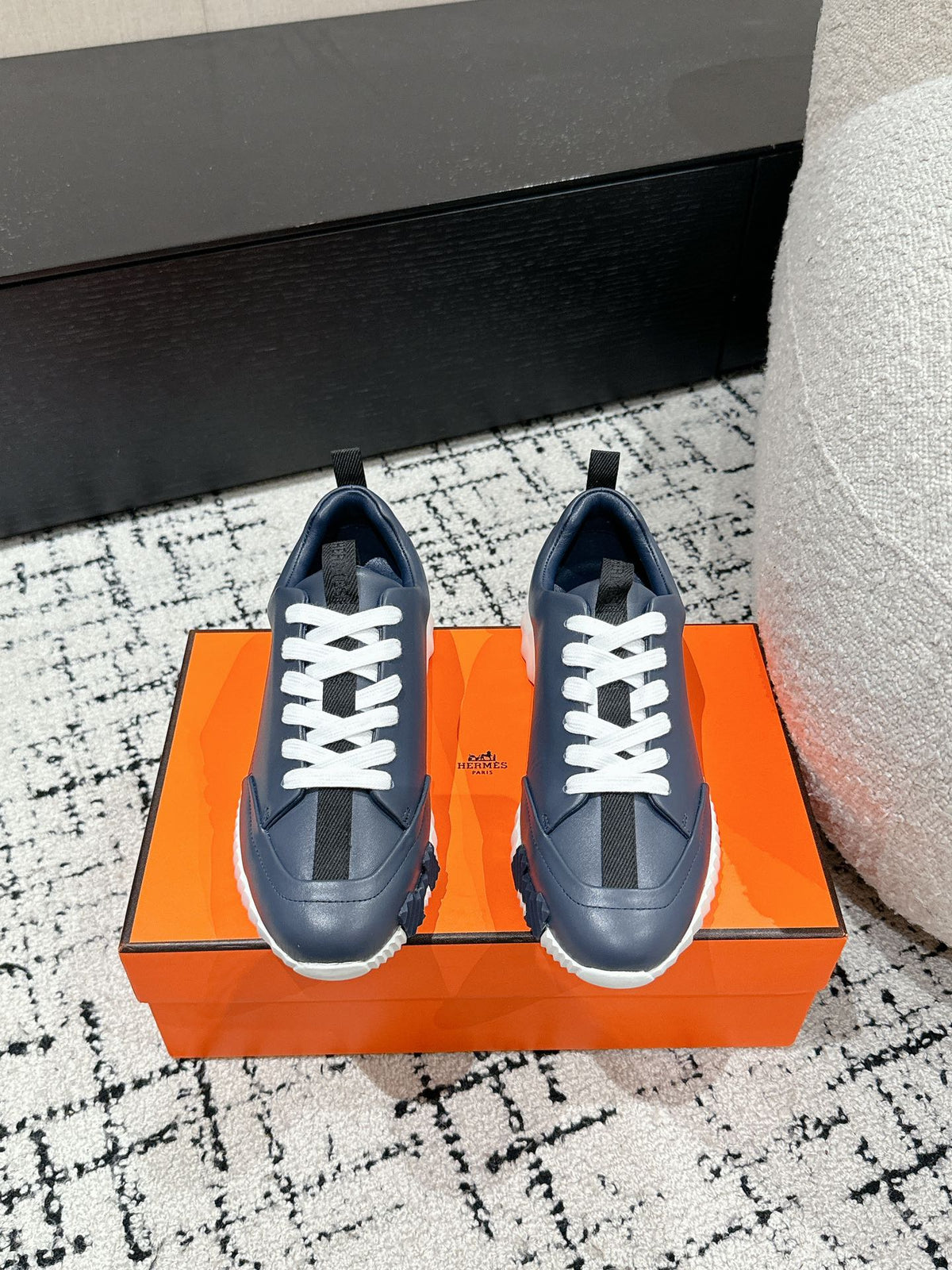 BOUNCING SNEAKER IN SPACE BLUE CALFSKIN