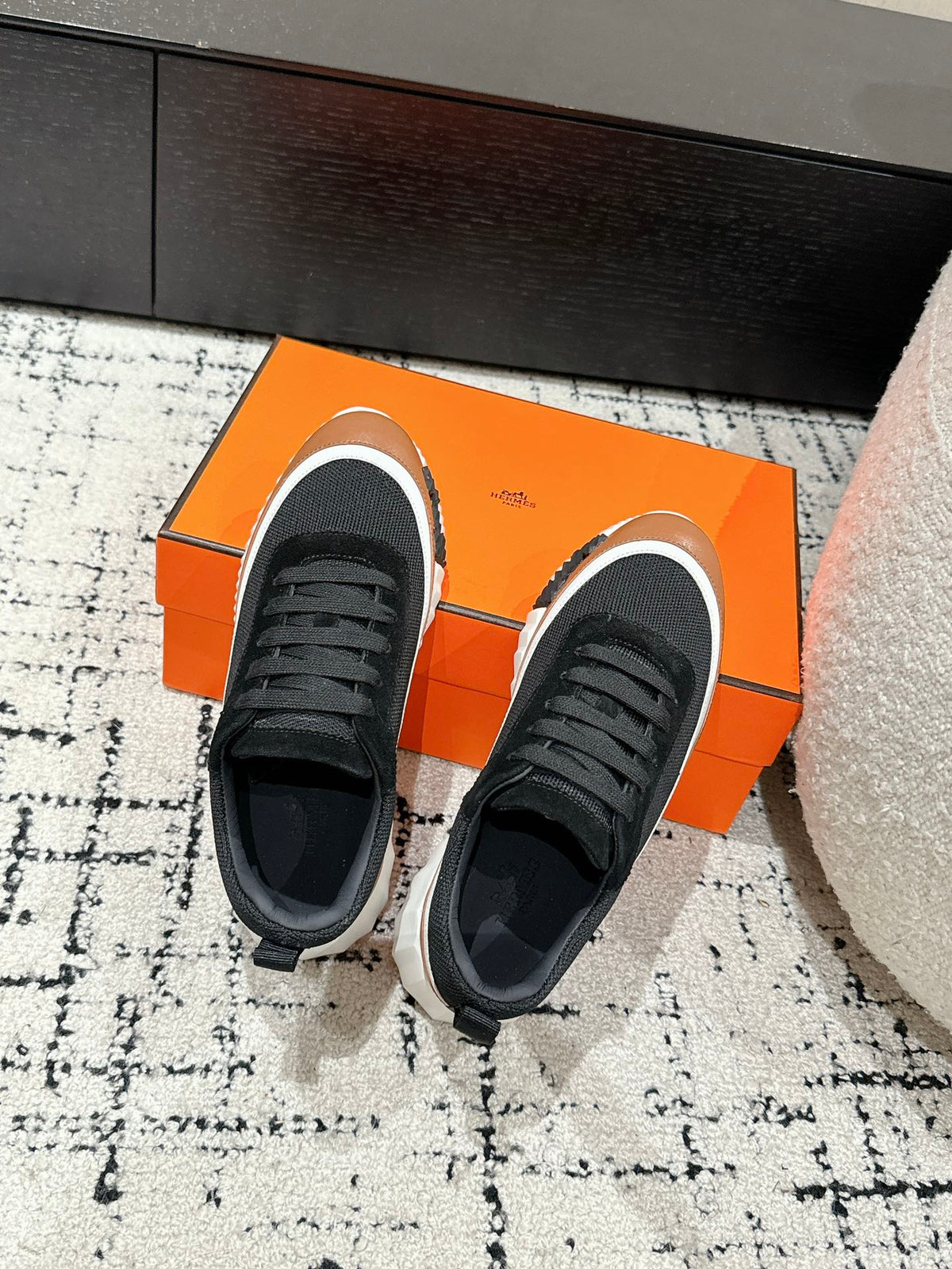BOUNCING SNEAKER IN BRONZE BROWN CALFSKIN AND BLACK FABRIC