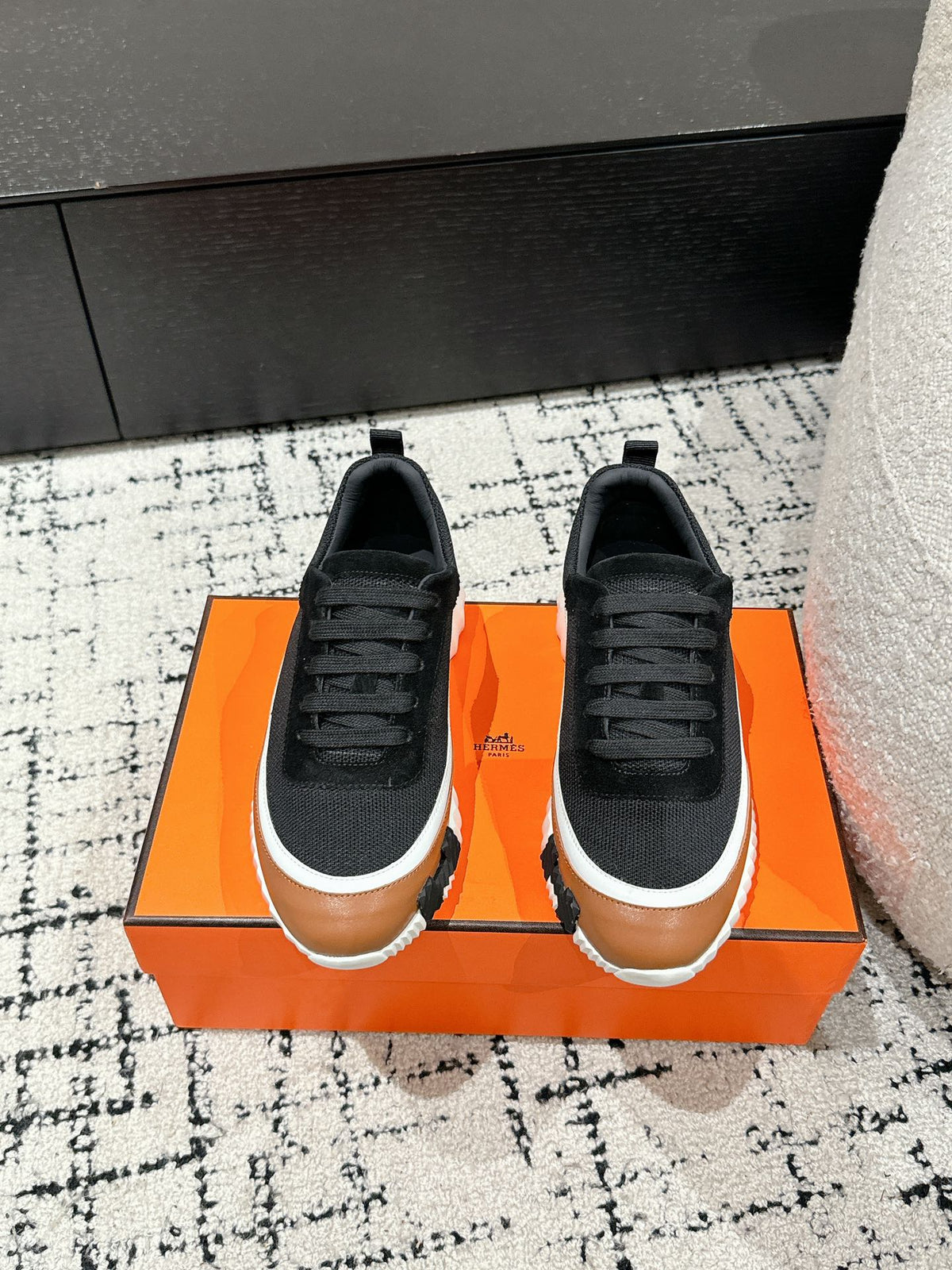 BOUNCING SNEAKER IN BRONZE BROWN CALFSKIN AND BLACK FABRIC