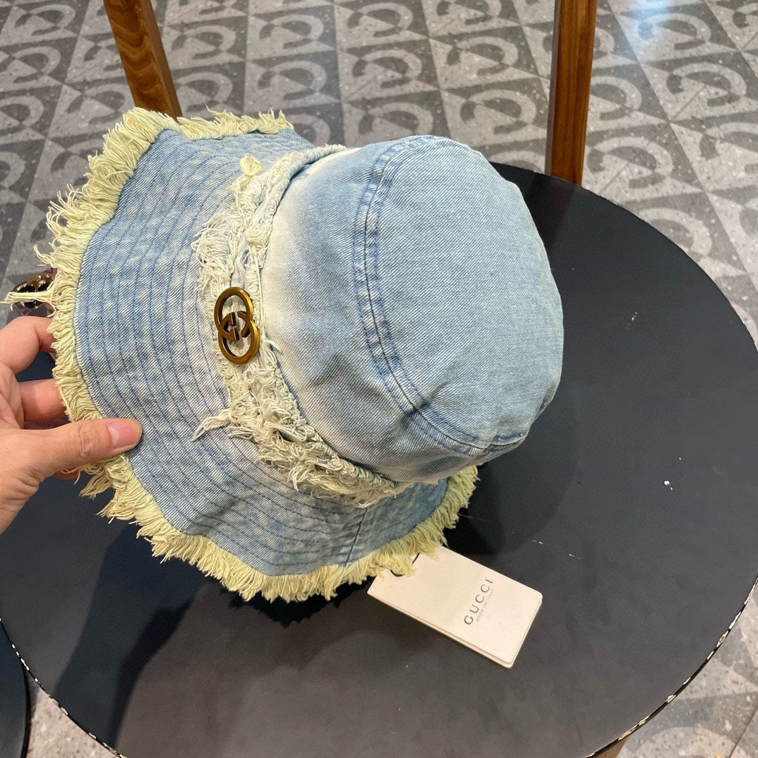 BUCKET HAT IN LIGHT BLUE DENIM 346892