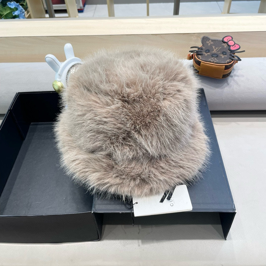 BUCKET HAT IN KHAKI BROWN FOX FUR 404749