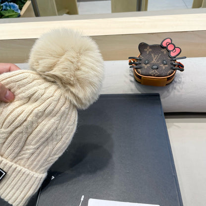BEANIE HAT IN BEIGE WOOL 422178