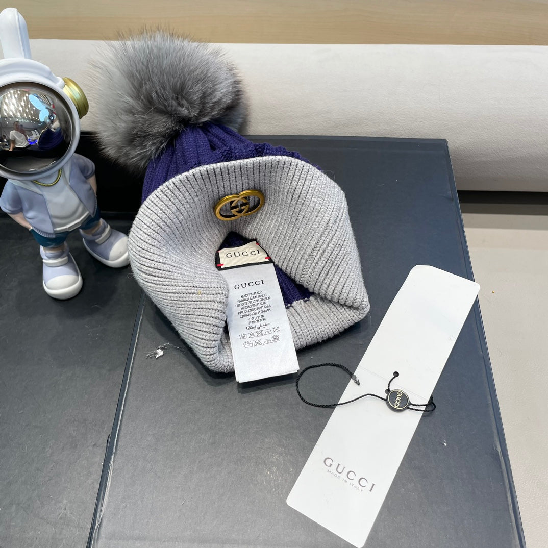 BEANIE HAT IN NAVY BLUE MIX LIGHT GRAY WOOL AND FOX FUR 422501