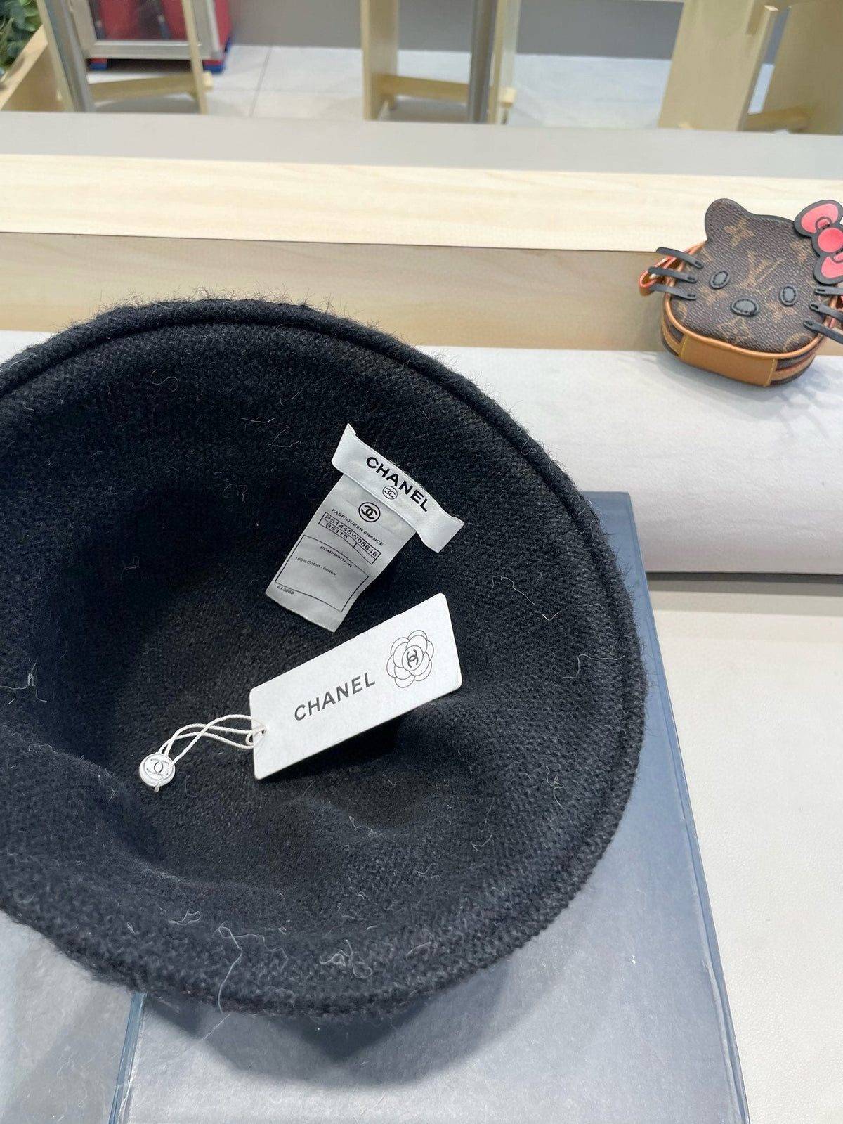 BUCKET HAT BKACK KNITTED FABRIC WITH RABBIT FUR 428090