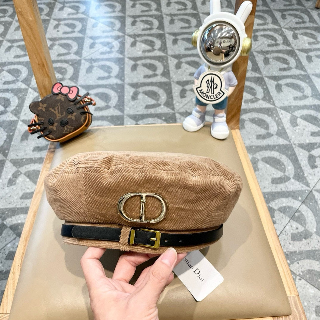 BERET HAT IN CAMEL BEIGE VELVET 430041