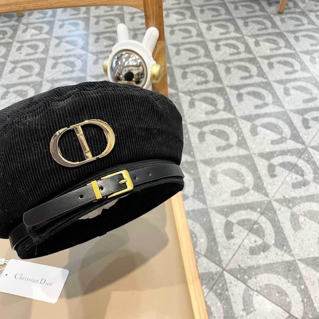 BERET HAT IN BLACK VELVET 430042