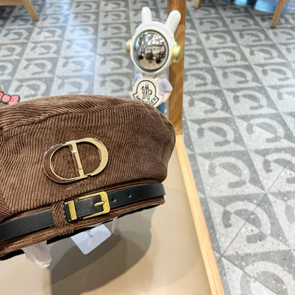 BERET HAT IN BROWN VELVET 430043