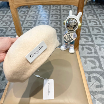 AUSTRALIAN BERET HAT IN BEIGE WOOL FELT 431714