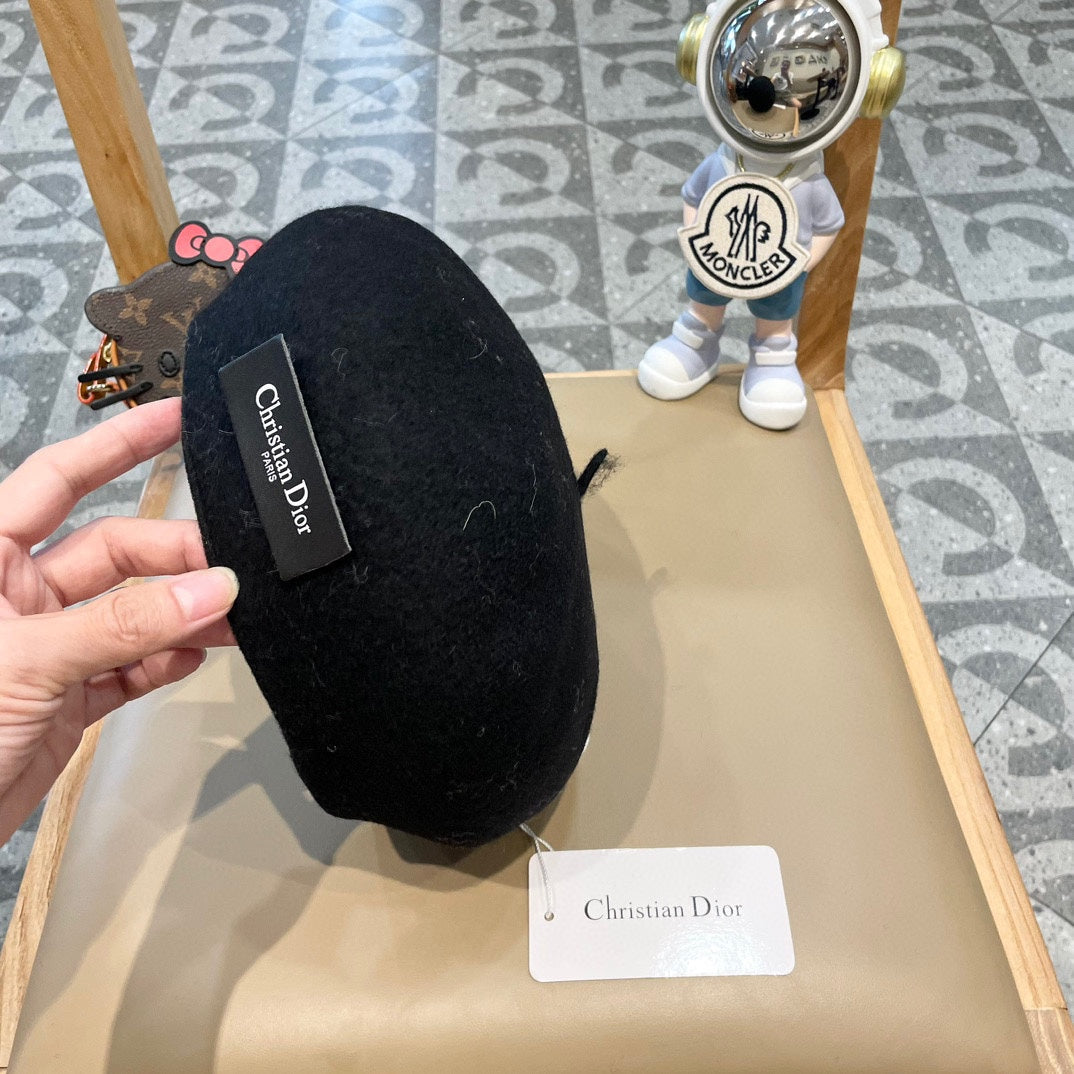 AUSTRALIAN BERET HAT IN BLACK WOOL FELT 431718