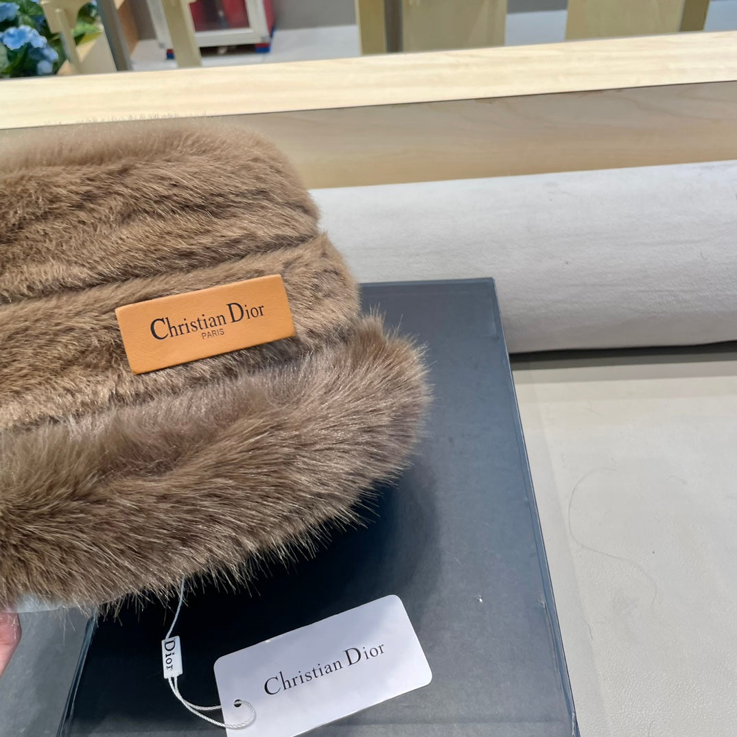 BUCKET HAT IN BROWN MINK FUR 433469