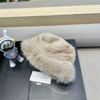 BUCKET HAT IN BEIGE MINK FUR 433470