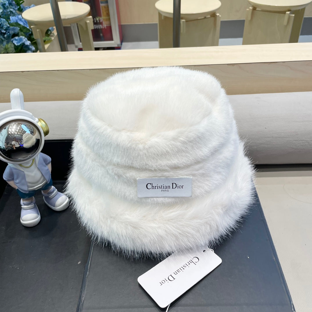 BUCKET HAT IN WHITE MINK FUR 433471