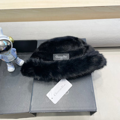 BUCKET HAT IN BLACK MINK FUR 433472