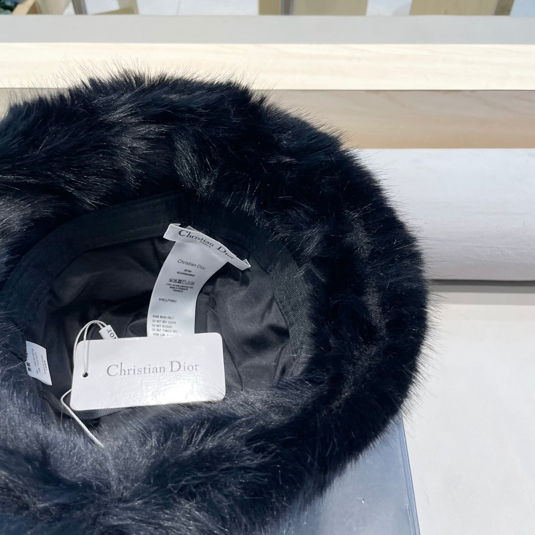 BUCKET HAT IN BLACK MINK FUR 433472