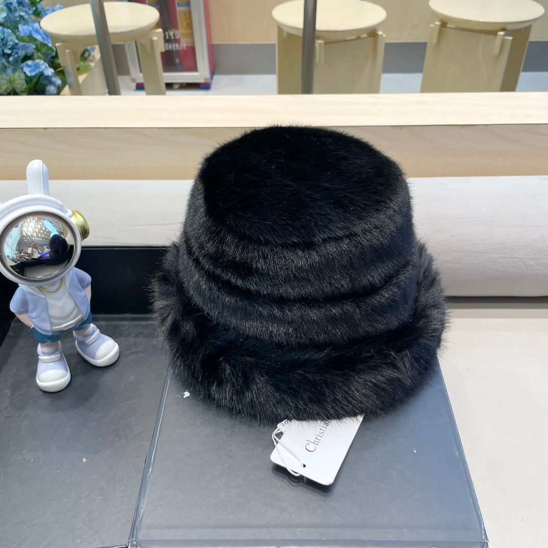 BUCKET HAT IN BLACK MINK FUR 433472