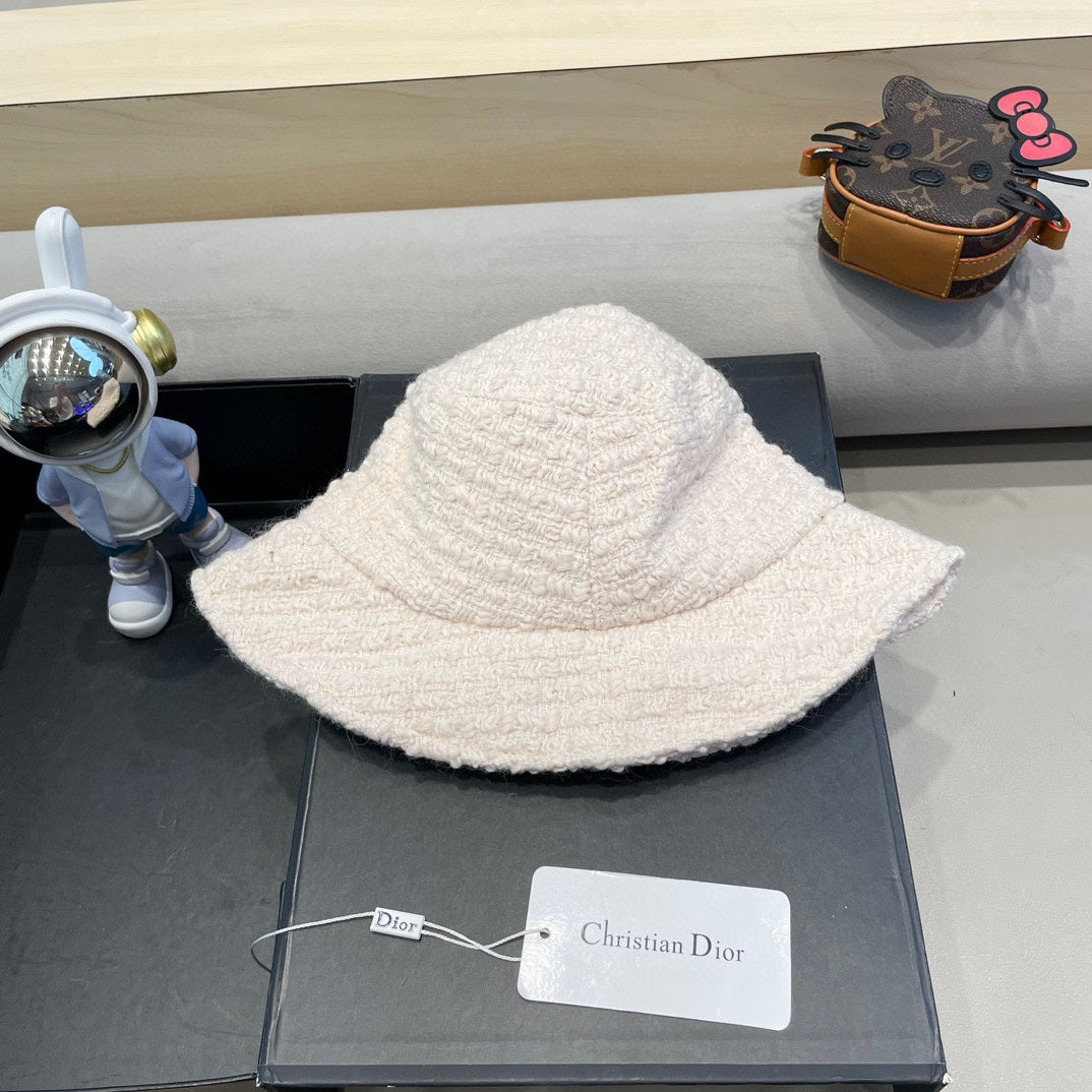 BUCKET HAT IN BEIGE WOOL 436746