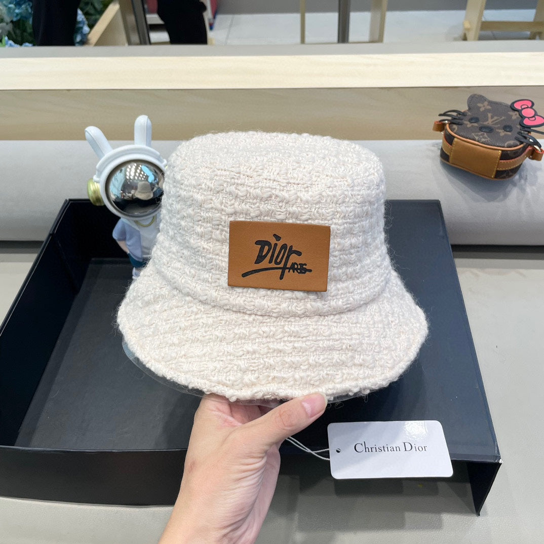 BUCKET HAT IN BEIGE WOOL 436746