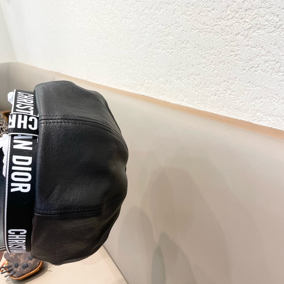 BAKER BOY HAT IN BLACK LEATHER 436763