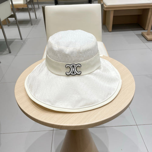 BUCKET HAT MODEL 650697 IN WHITE FABRIC