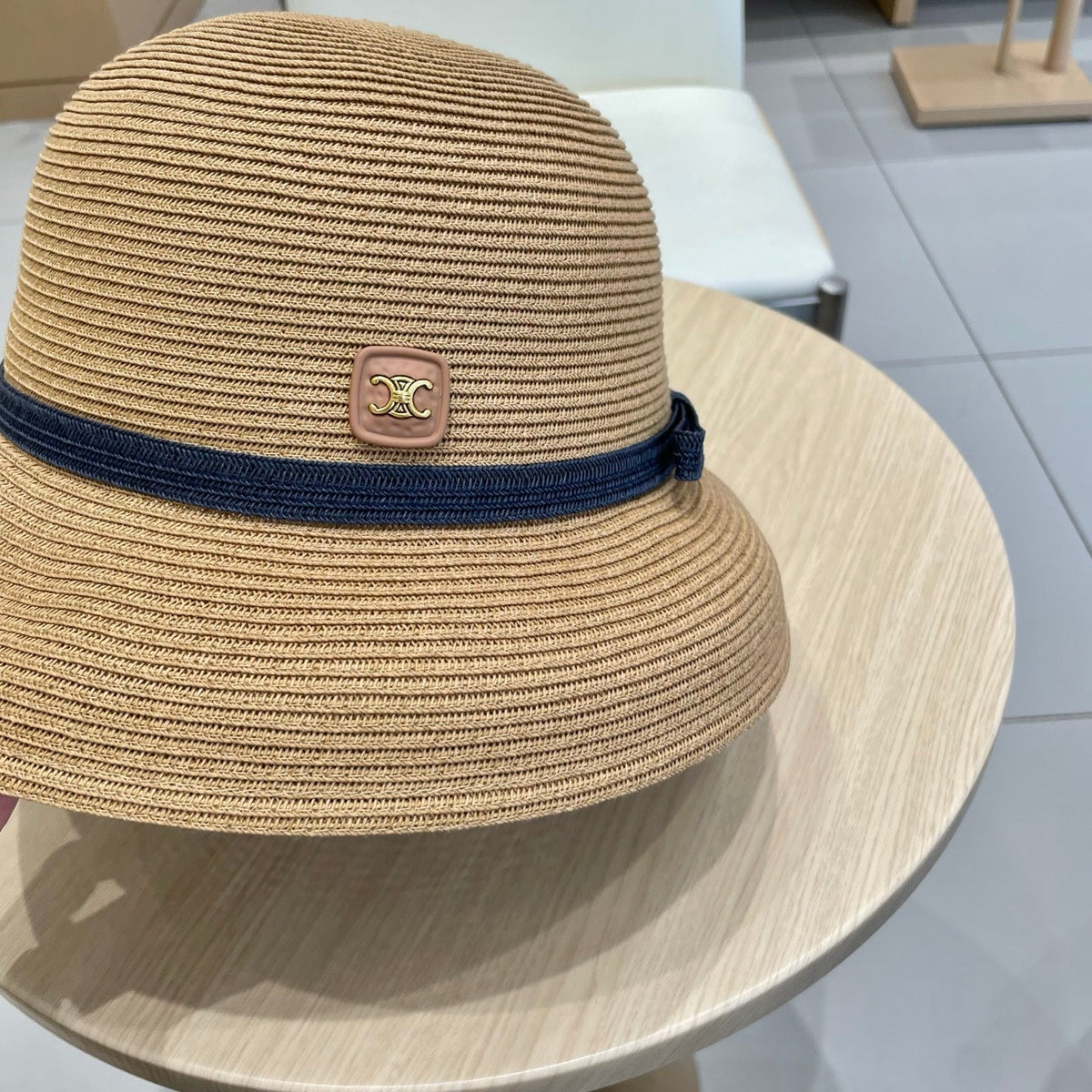 BUKET HAT MODEL 650562 IN LIGHT BROWN SPRAY FABRIC