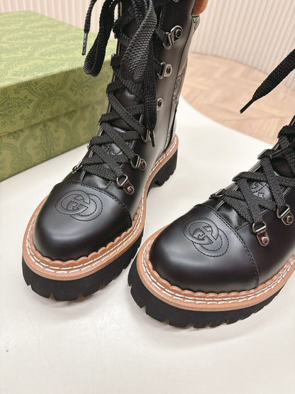 MARTIN LACE-UP ANKLE BOOTS IN BLACK EMBOSSED CALFSKIN MIX BROWN SUEDE