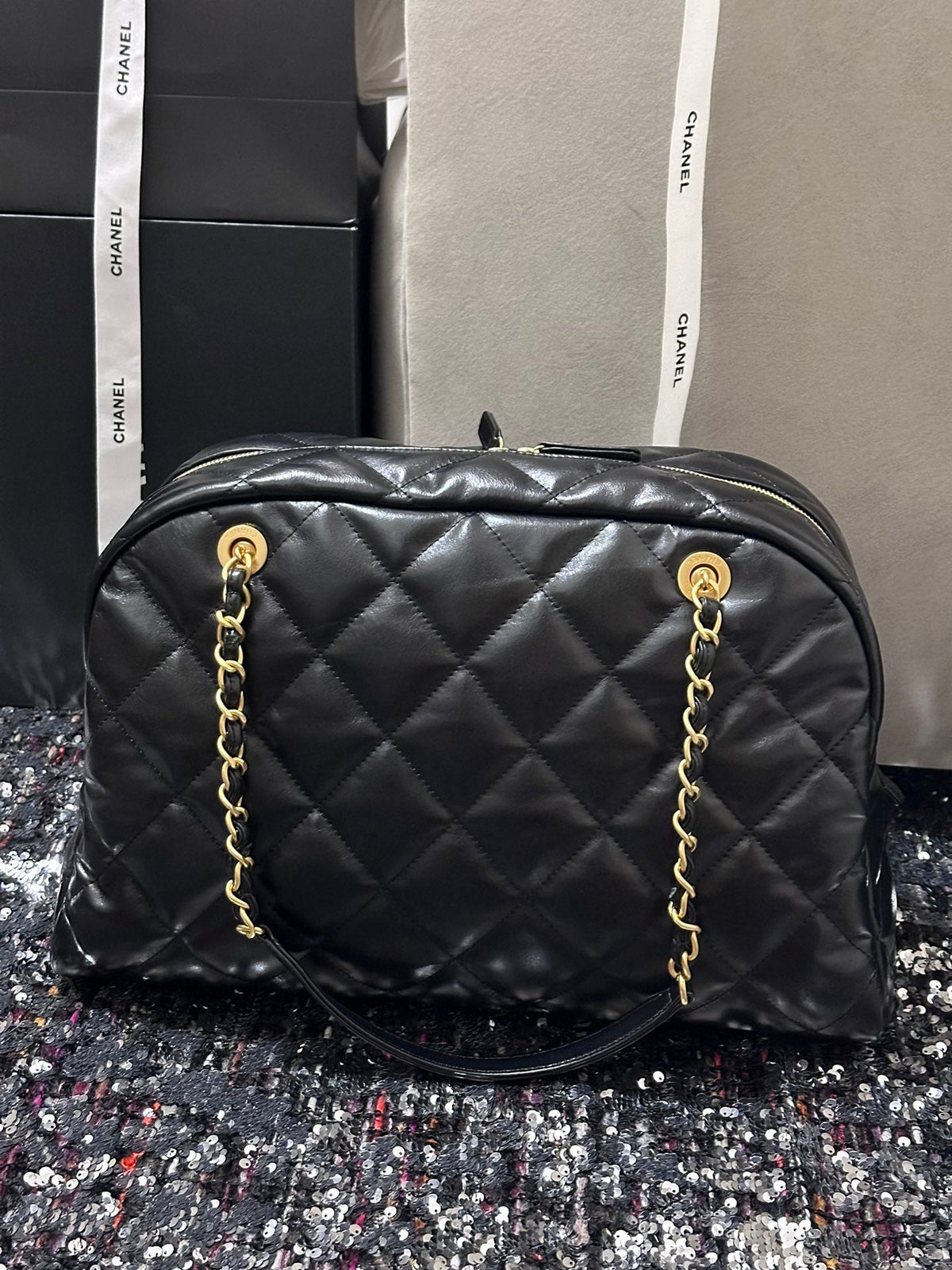 BOWLING BAG 44 IN BLACK SOFT LAMBSKIN GOLD HARDWARE