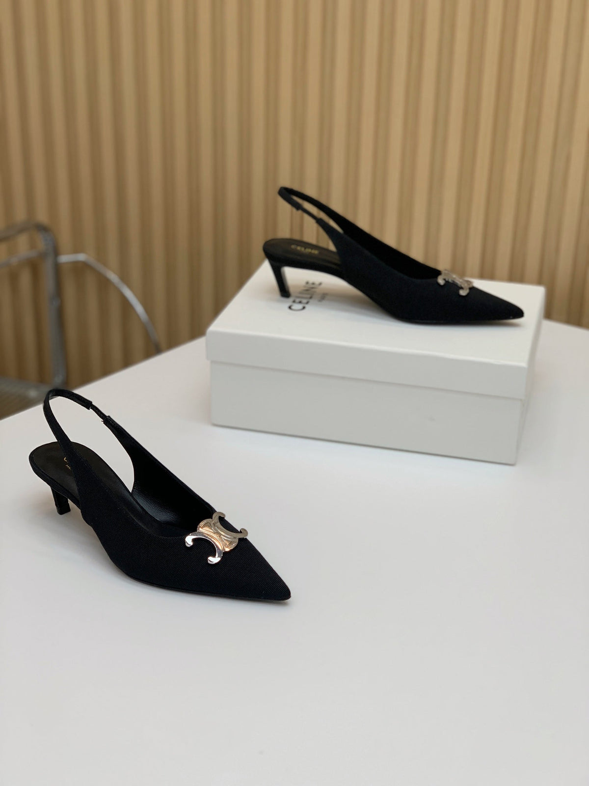 ALMA TRIOMPHE SLINGBACK IN BLACK SUEDE
