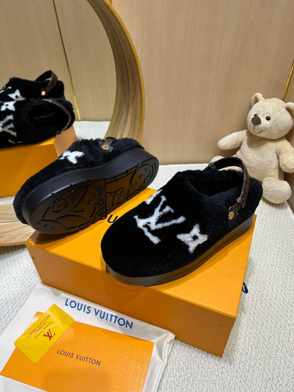 ASPEN COMFORT CLOG IN BLACK MIX WHITE FLEECE