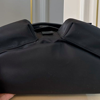 BELT SHOULDER BAG 30 IN BLACK RE-NYLON