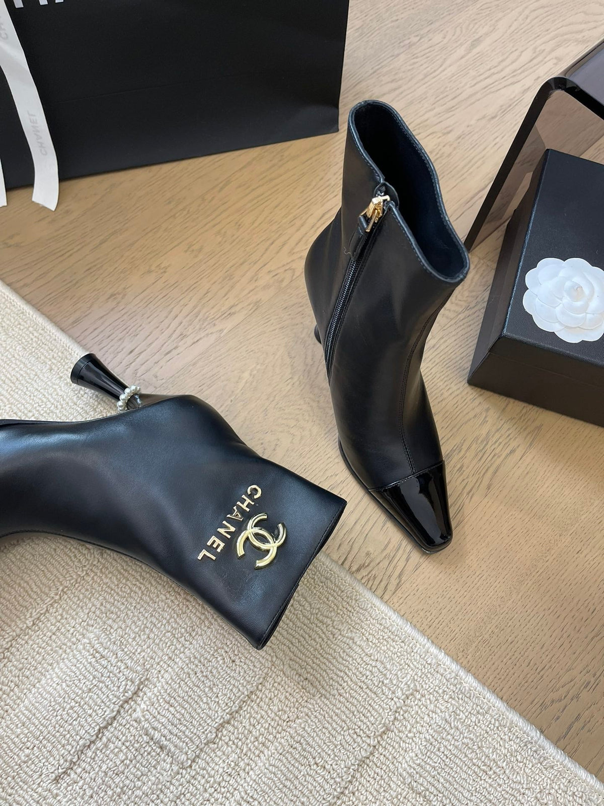 BONGADE BOOTS IN BLACK CALFSKIN