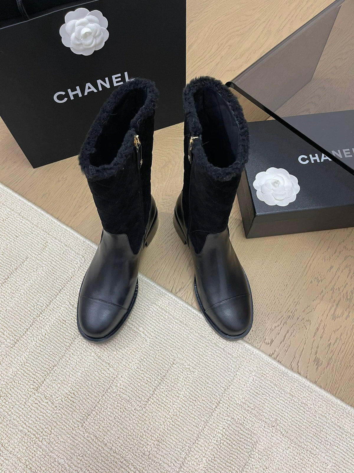 ANKLE BOOTS IN BLACK SUEDE AND CALFSKIN 963148