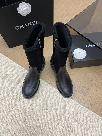 ANKLE BOOTS IN BLACK SUEDE AND CALFSKIN 963148