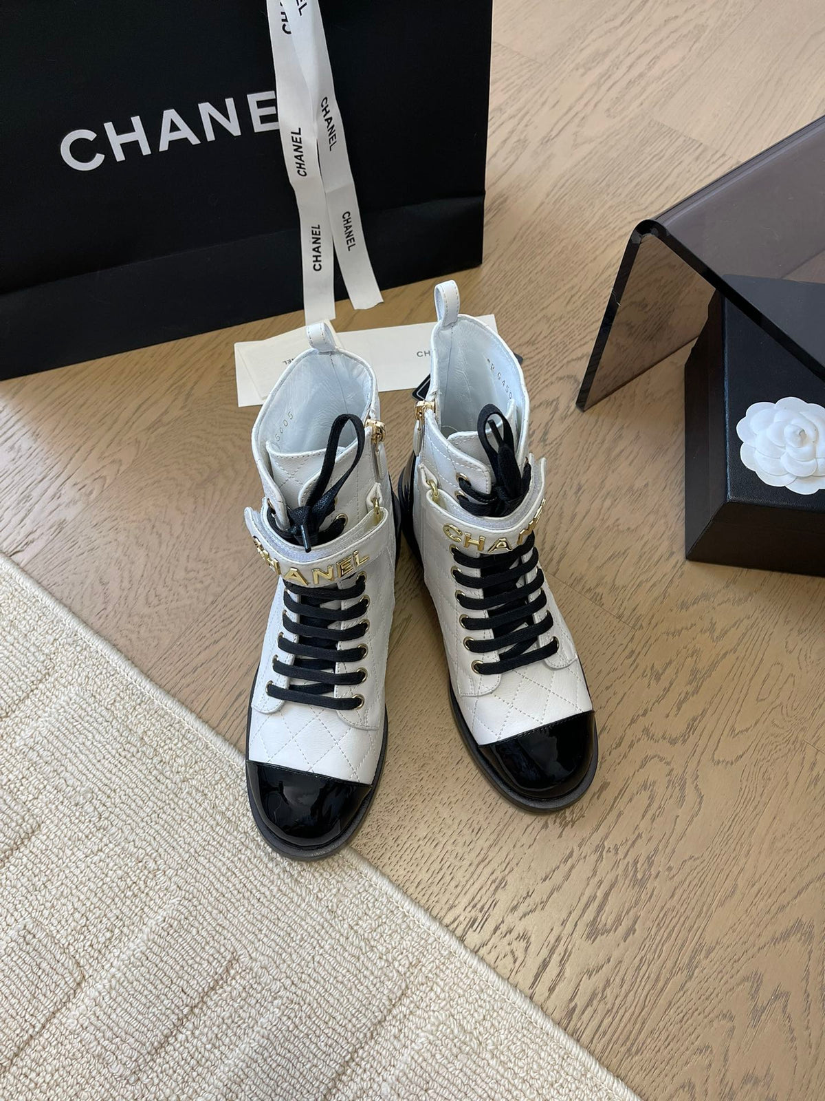 ALPHABET MARTIN BOOTS IN WHITE LAMBSKIN
