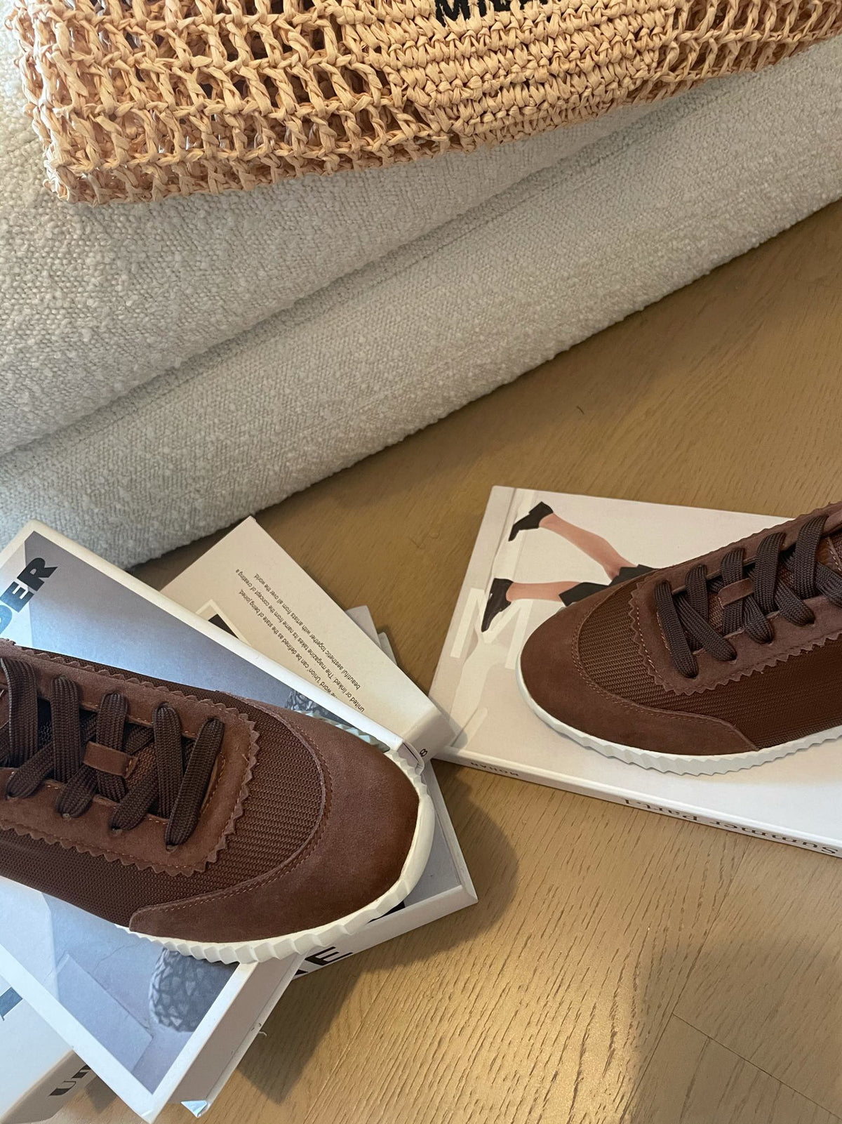 BOUNCING SNEAKERS BROWN CALFSKIN WITH BROWN LACES