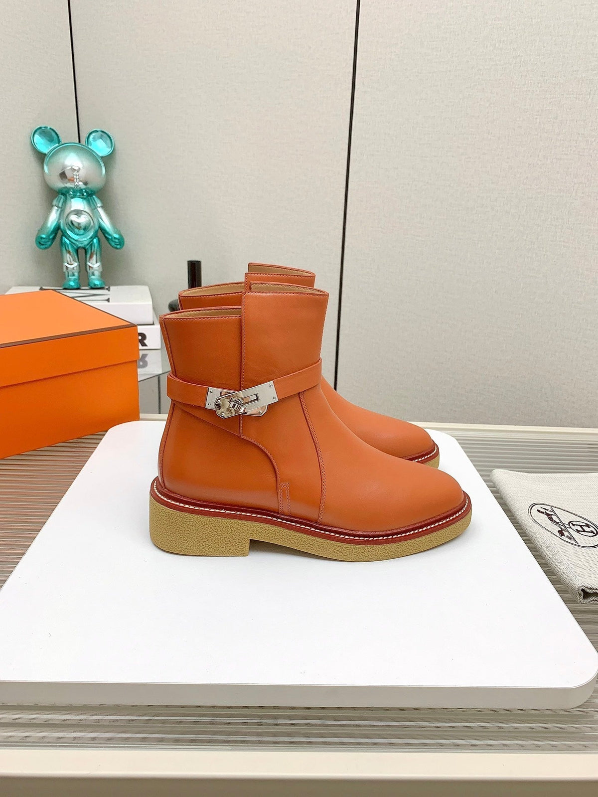 BOTINES HISTORY BOOTS IN SALAMANDER ORANGE CALFSKIN