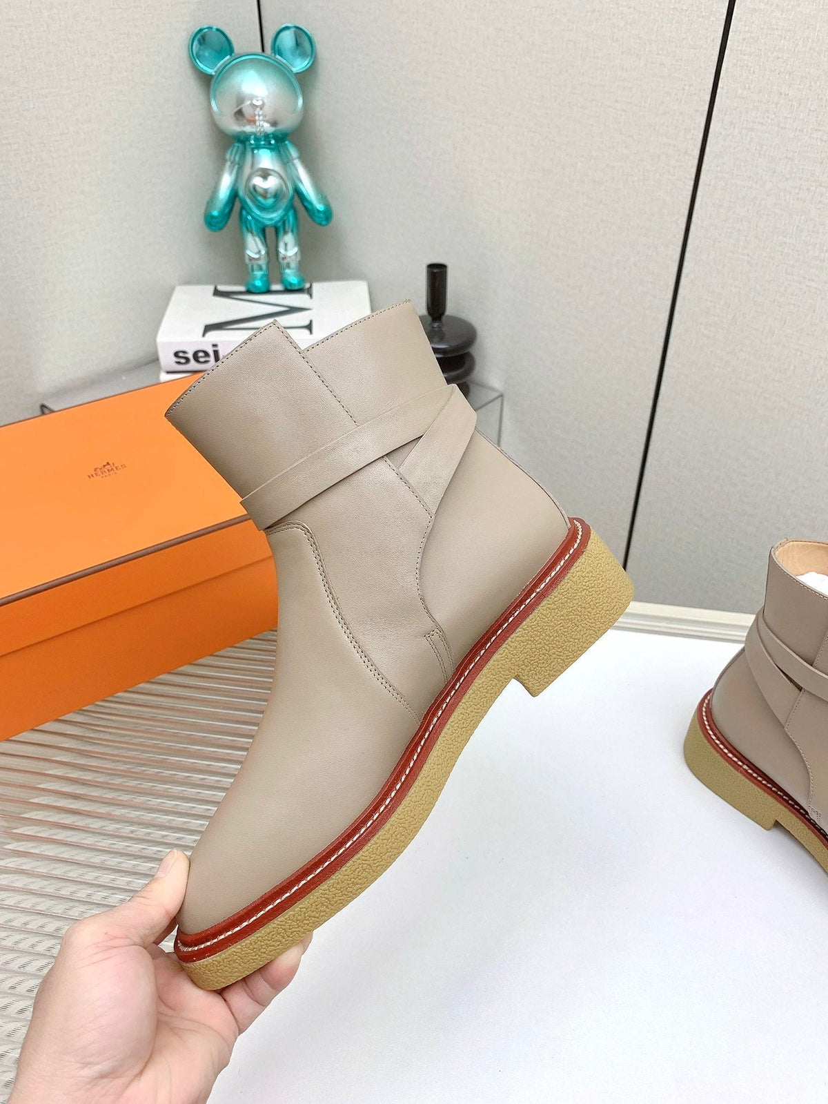 BOTINES HISTORY BOOTS IN DESERT BROWN CALFSKIN