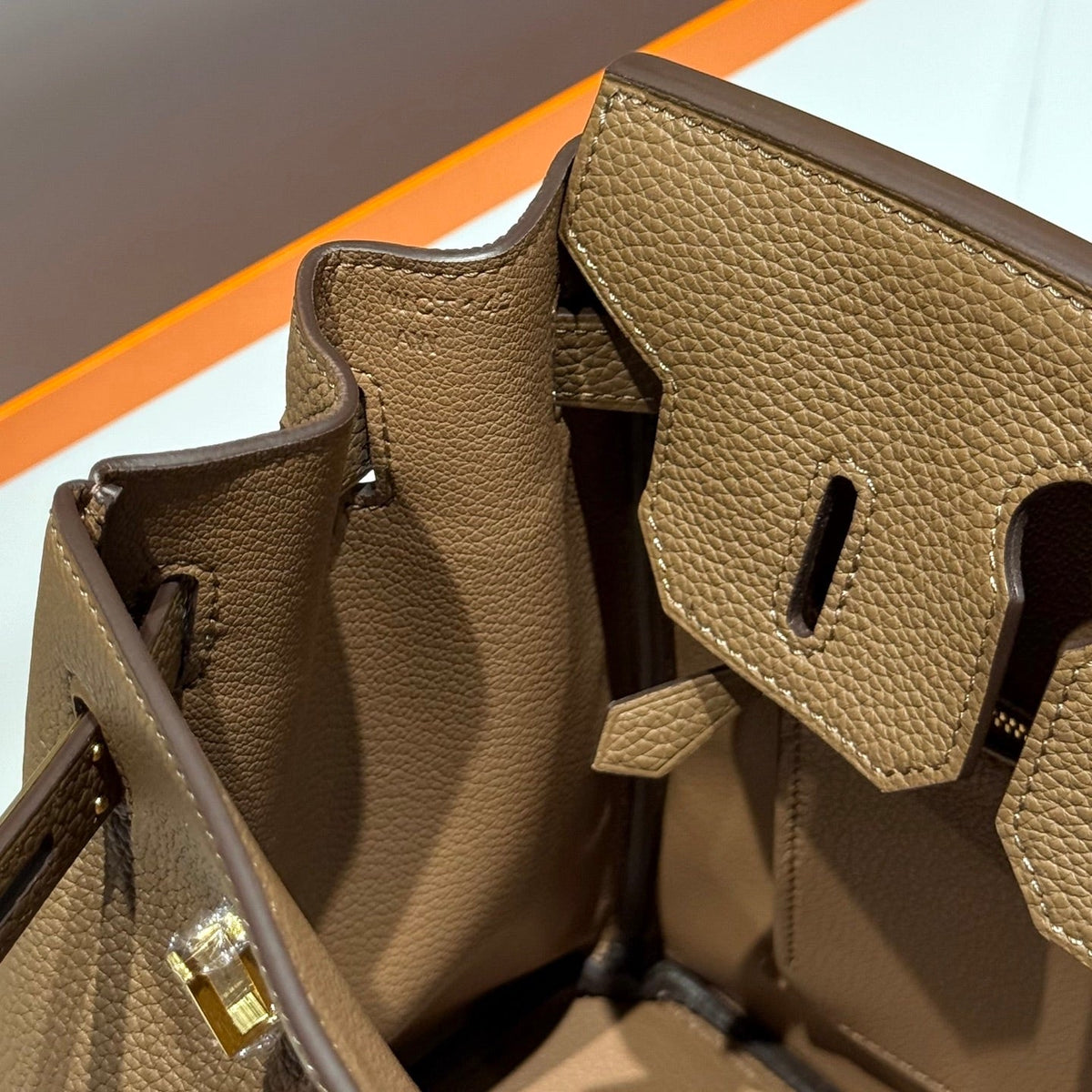 HN 30 IN COFFEE GOLD HARDWARE