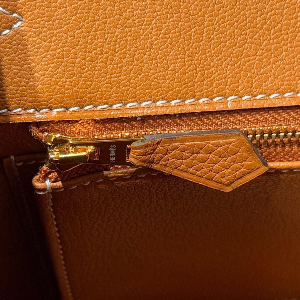 HN 25 IN BURNT ORANGE CALFSKIN GOLD HARDWARE