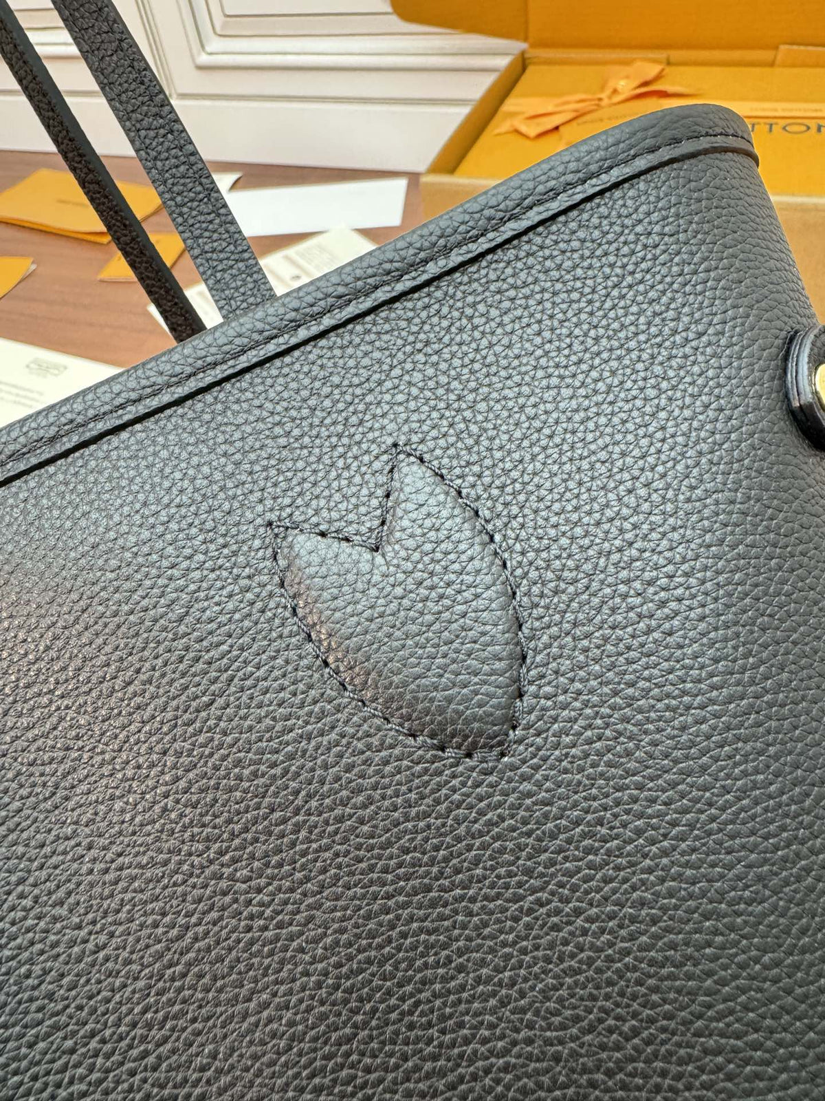 LV NEVERFULL INSIDE OUT MM IN BROWN MONOGRAM COATED CANVAS