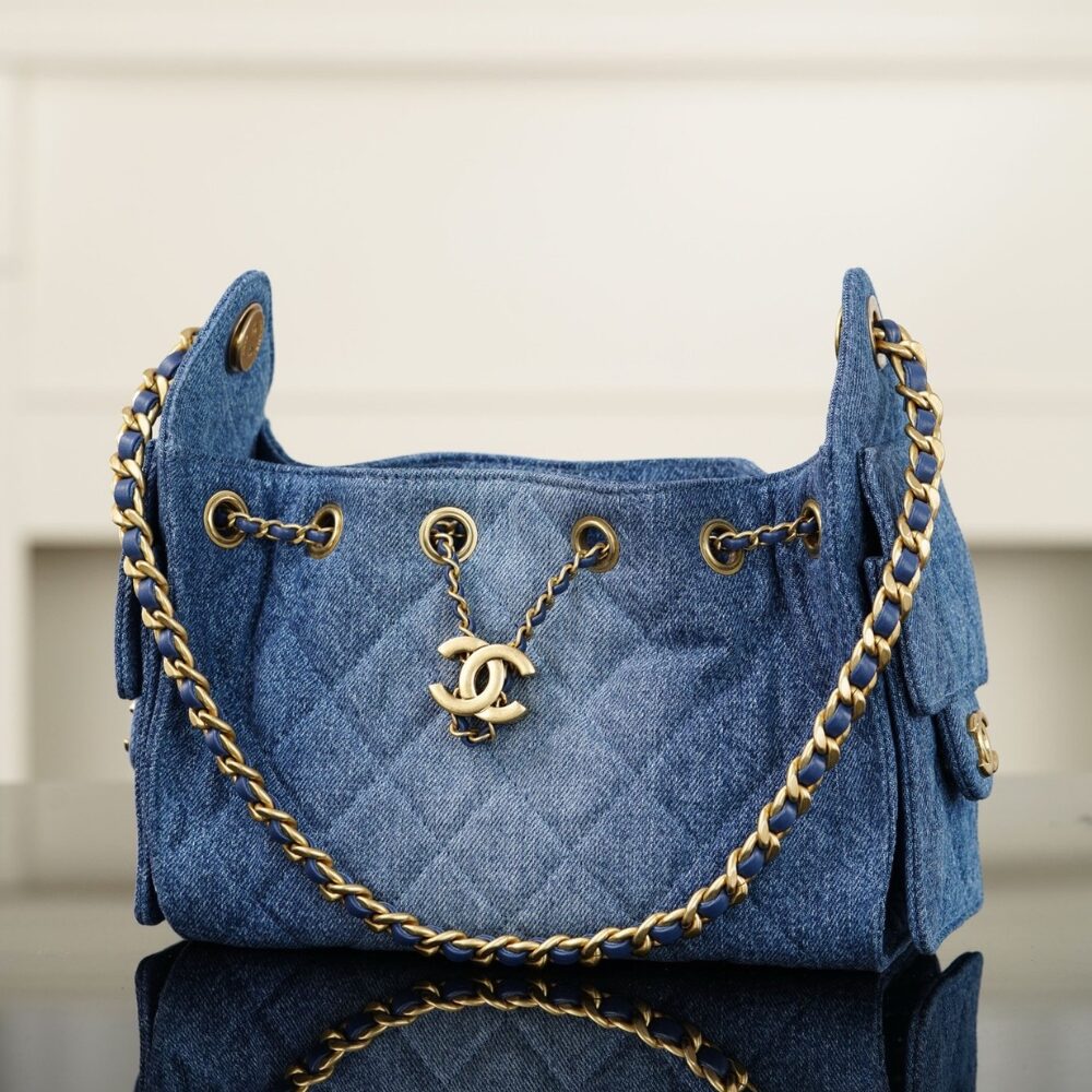 Chanel Mini 25 hobo bag