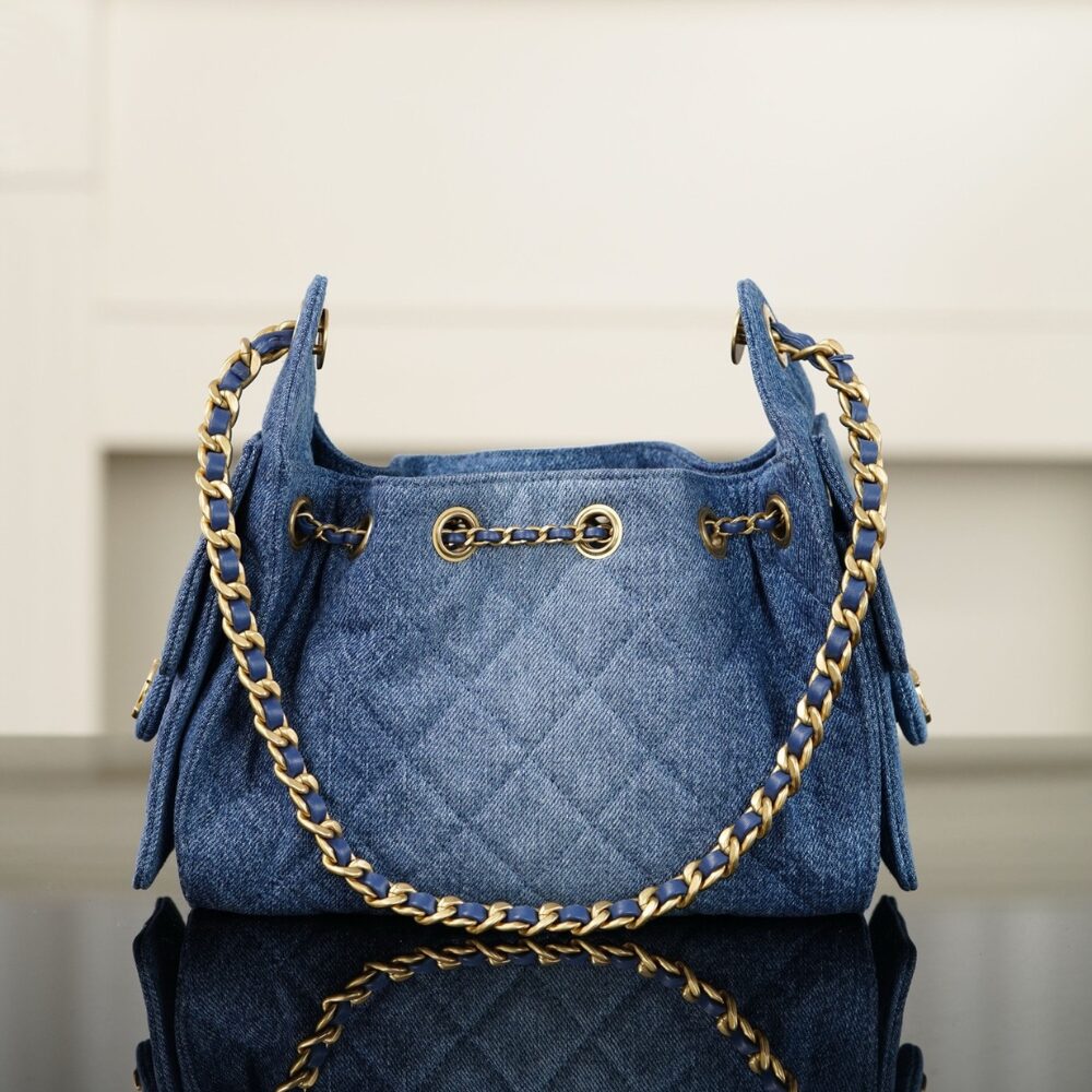 Chanel Mini 25 hobo bag